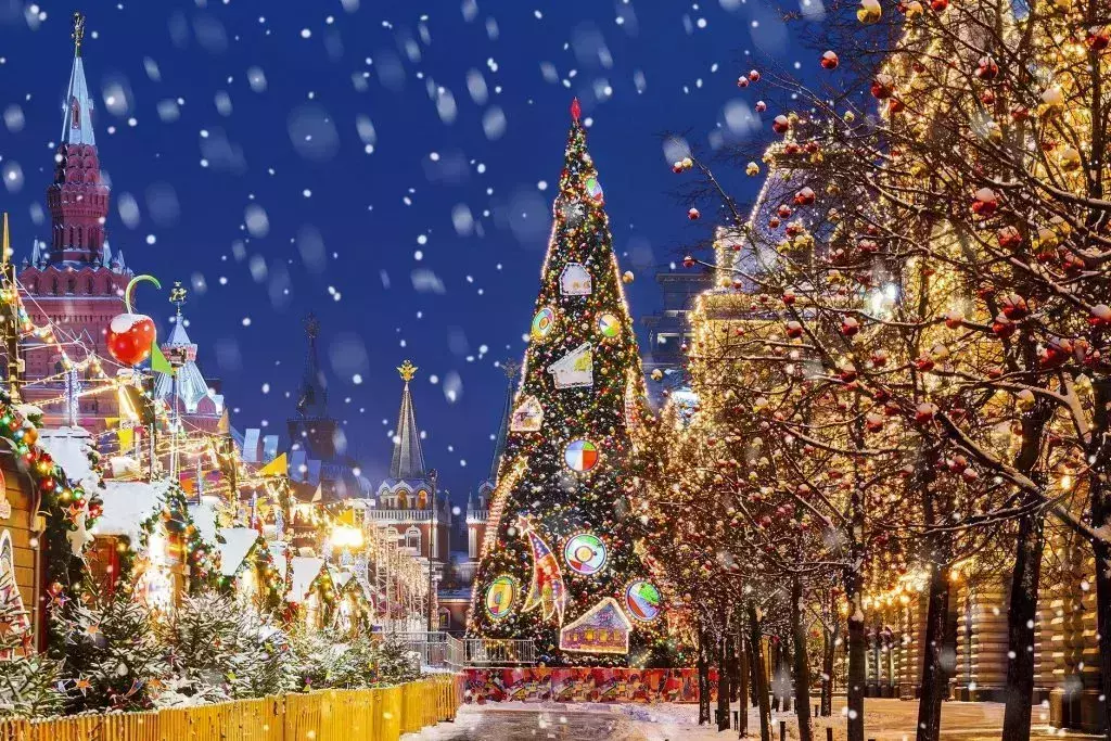 20 Best Places to Visit for Christmas Around the World