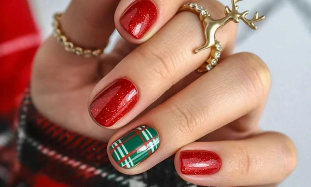 Cozy plaid Christmas nails paired with sparkling red glitter accent nails for a festive seasonal manicure